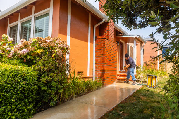 Best Pressure Washing Siding  in Westport Village, CT