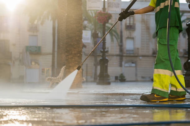 Best Deck Pressure Washing  in Westport Village, CT